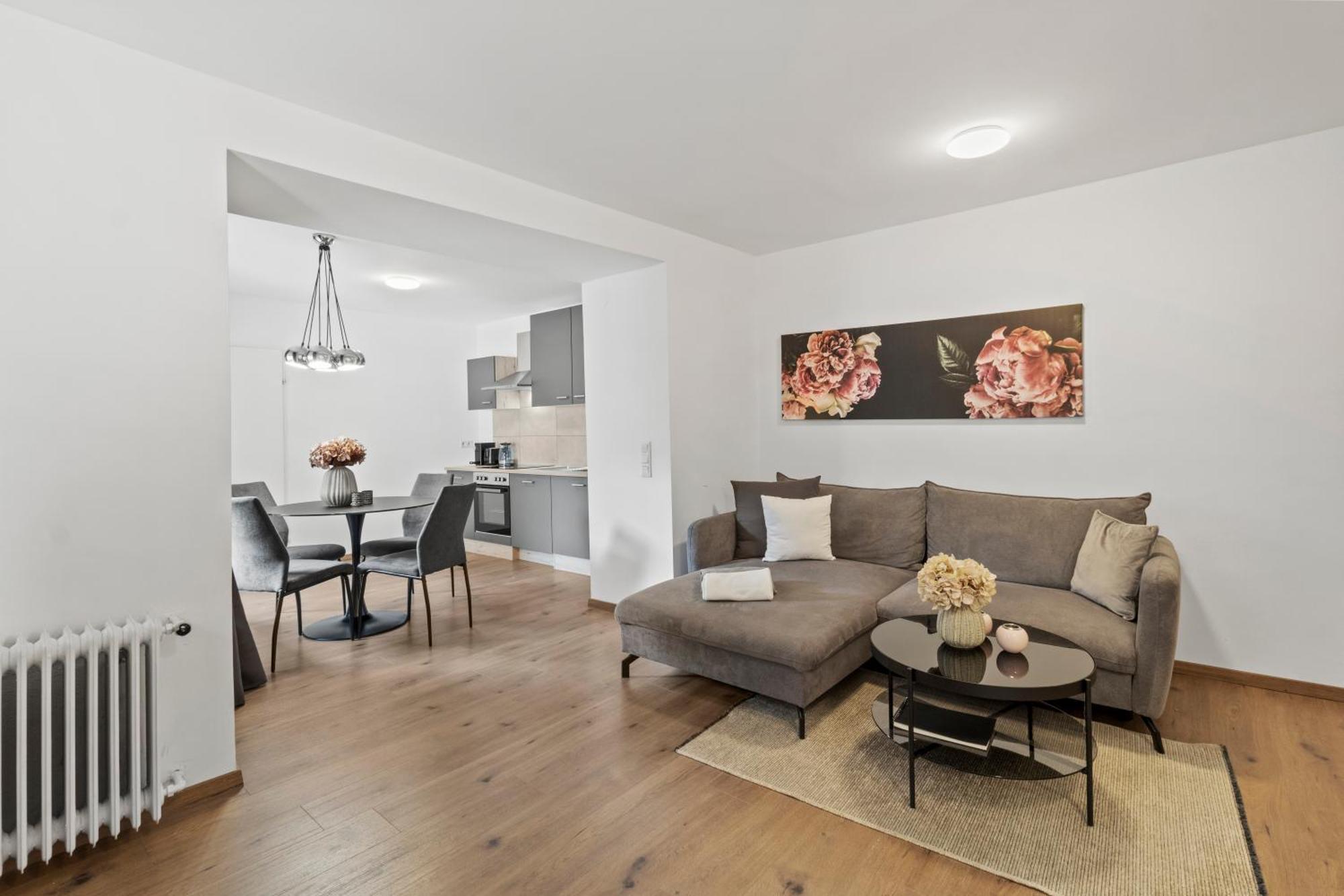 Stilvolles Zuhause Mit Terrasse Διαμέρισμα Bruck an der Mur Εξωτερικό φωτογραφία